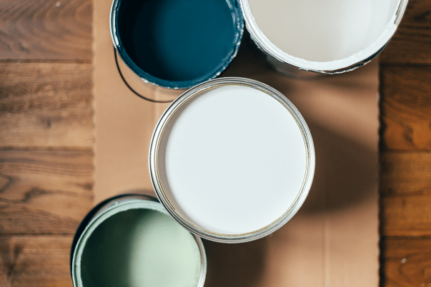 How to Avoid Paint Fumes When House Painting
