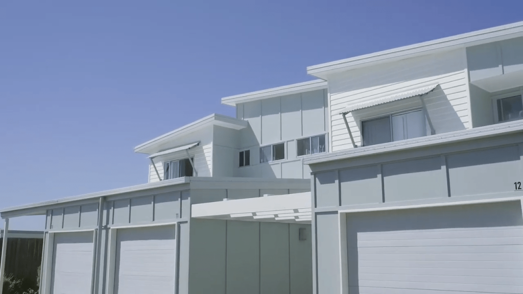 qpaint strata townhouse complex repainting in raceview 0 38 screenshot min